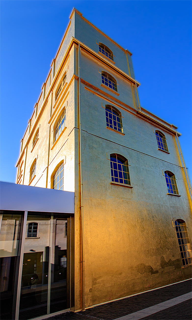 Fondazione Prada in der ehemaligen Destilleri